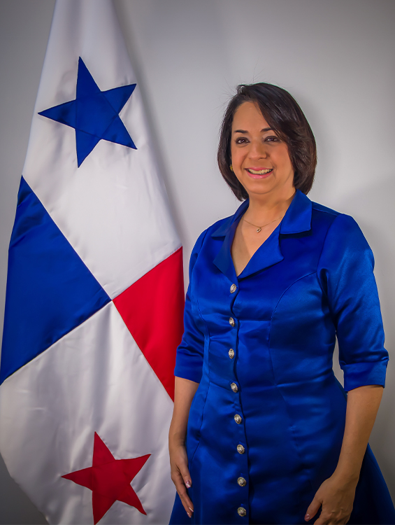 Licenciada Mayra Silvera – Migración Panamá